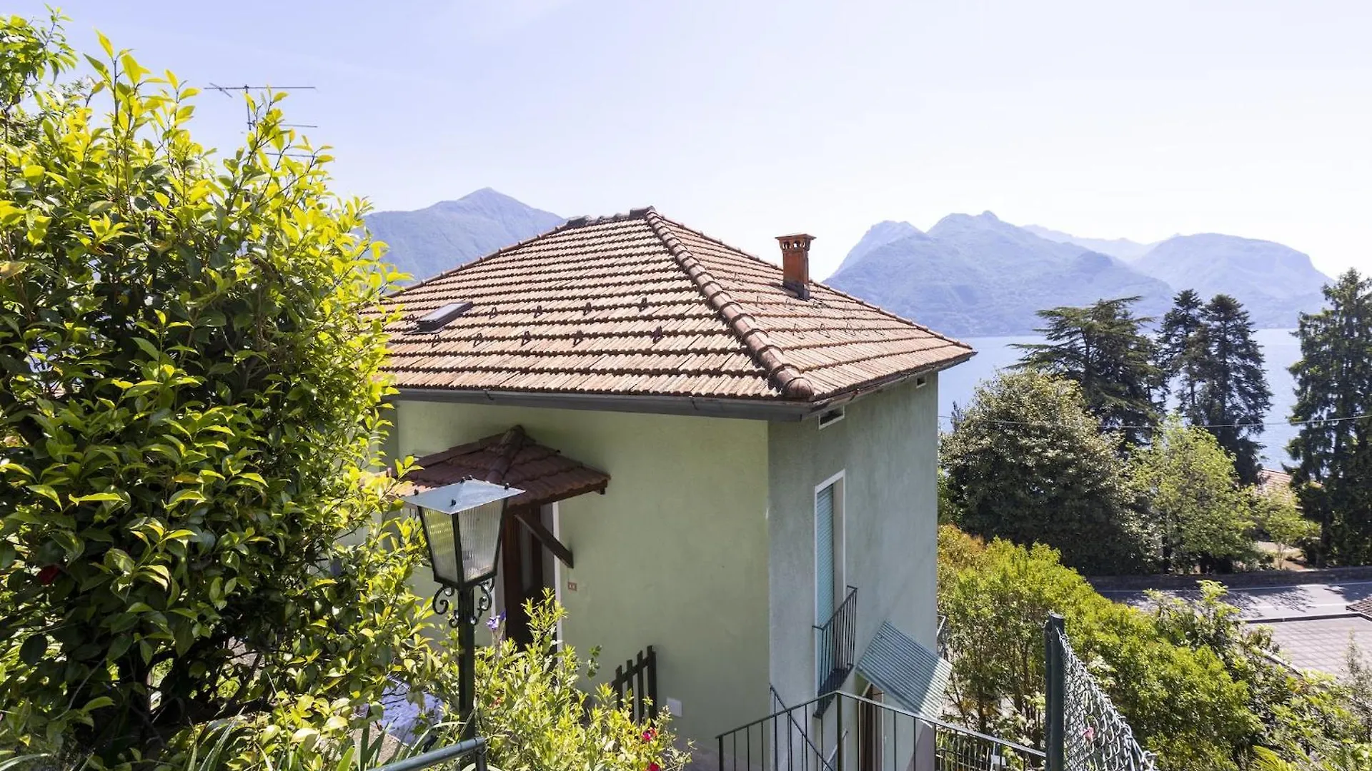 Lake Como Holiday Base For 4, Cleaning Included Acquaseria