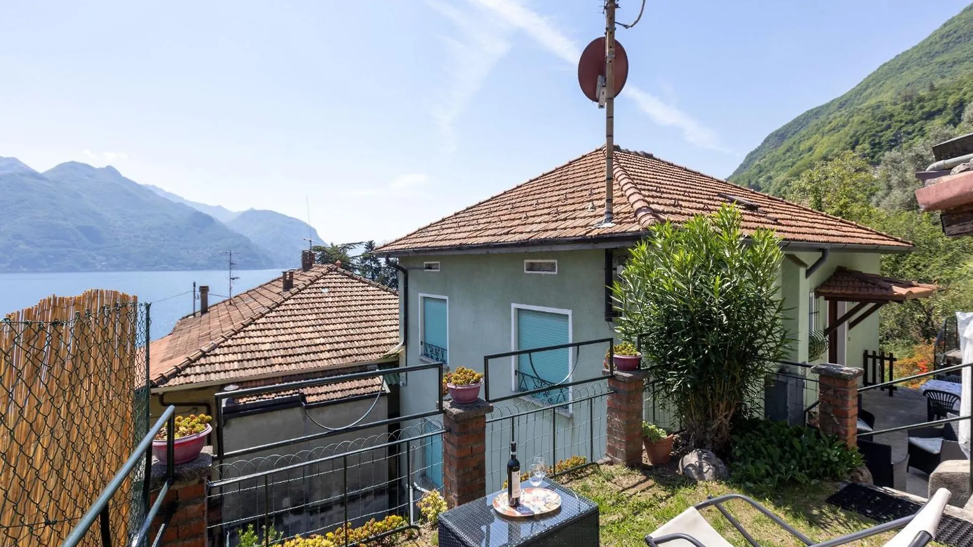 Lake Como Holiday Base For 4, Cleaning Included Acquaseria