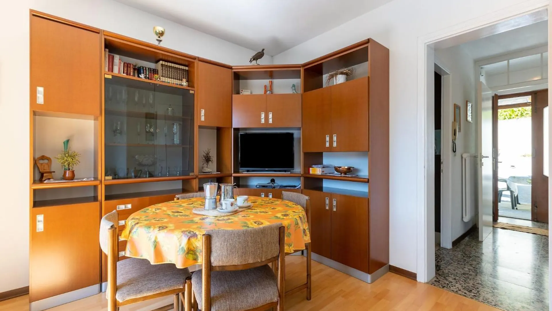 Lake Como Holiday Base For 4, Cleaning Included Acquaseria 0*,  Ιταλία